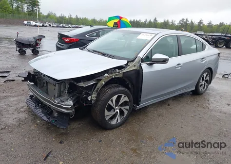 2021 Subaru Legacy Premium z USA, uszkodzony, nr VIN 4S3BWAF61M3020223